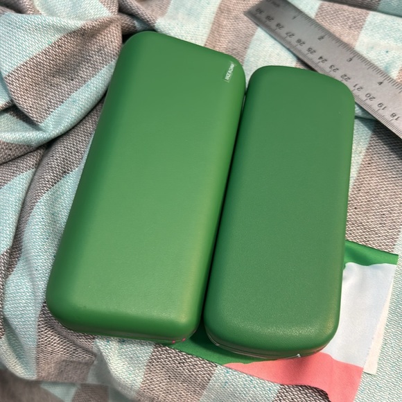 Flower eyeglass and sunglass case - Picture 5 of 6